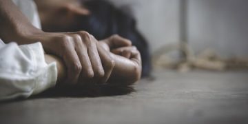 Bărbat de 42 de ani din Răzoare, cercetat pentru racolarea minorilor în scopuri sexuale