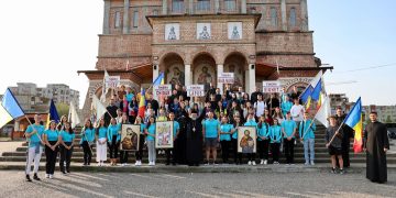 100 de tineri din Episcopia Ortodoxă Română a Maramureșului și Sătmarului au pornit spre Timişoara, la Întâlnirea Tinerilor Ortodocși (ITO)