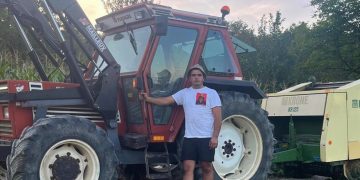 Să cunoaștem un tânăr fermier: Leonard Călăuz din Fărcașa