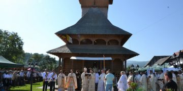 Sărbătoare la Breb. A fost sfințită noua biserică greco-catolică 