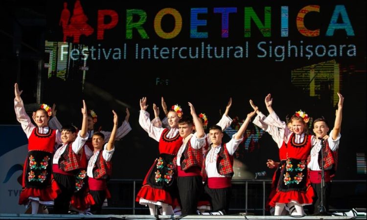 SIGHIȘOARA ESTE ȘI ANUL ACESTA CAPITALA DIALOGULUI INTERCULTURAL ȘI UN MODEL DE CONVIEȚUIRE INTERETNICĂ PAȘNICĂ