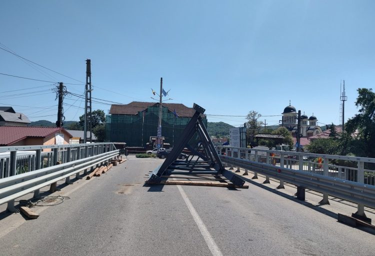 EDITORIAL: GLASNOST de TÂRGU LĂPUȘ!