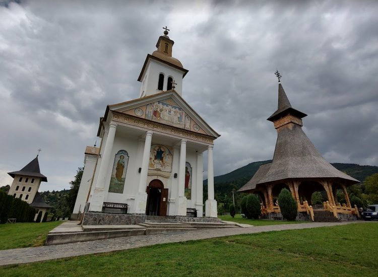 Marți are loc hramul Mănăstirii Moisei