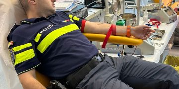 Gest de solidaritate. Polițiștii maramureșeni s-au mobilizat şi au donat sânge pentru persoanele rănite în explozia de la Crevedia
