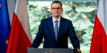 Premierul Poloniei îi transmite lui Volodimir Zelenski „să nu-i mai insulte niciodată pe polonezi”