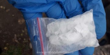 Tânăr de 18 ani descoperit în trafic în Sighetu Marmației cu un pliculeţ cu metamfetamină