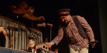Sâmbătă, cu spectacolul Locomotivoara leneşă, începe noua stagiune la Teatrul de Păpuşi din Baia Mare