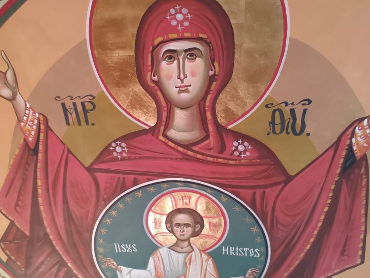 Hram la Biserica ”Naşterea Maicii Domnului” din Rona de Jos