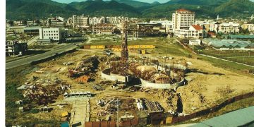 Se împlinesc 20 de ani de la târnosirea demisolului Catedralei Episcopale „Sfânta Treime” din Municipiul Baia Mare