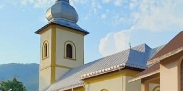 Duminică are loc hramul Bisericii Nașterea Maicii Domnului din Ferneziu