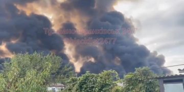 Incendiu de proporţii în vestul Ucrainei, după ruperea unei conducte de petrol la doar 30 de kilometrii de Sighetu Marmației