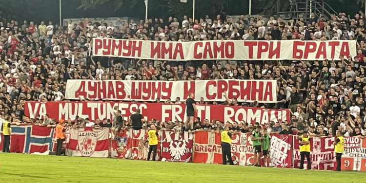 „Românul are doar trei frați”. Un nou mesaj transmis de fanii sârbi după meciul România – Kosovo