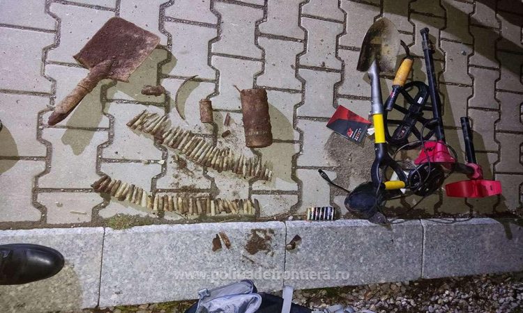 Muniție veche din al Doilea Război Mondial, descoperită de poliţiştii de frontieră