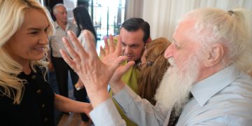 Doamne, dă-le zile multe și sănătate seniorilor, iar tinerilor minte să le urmeze exemplul!