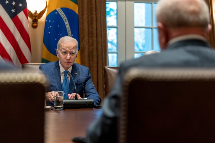 SUA i-a avertizat pe liderii de la Teheran să nu încerce să ducă războiul dincolo de Fâșia Gaza