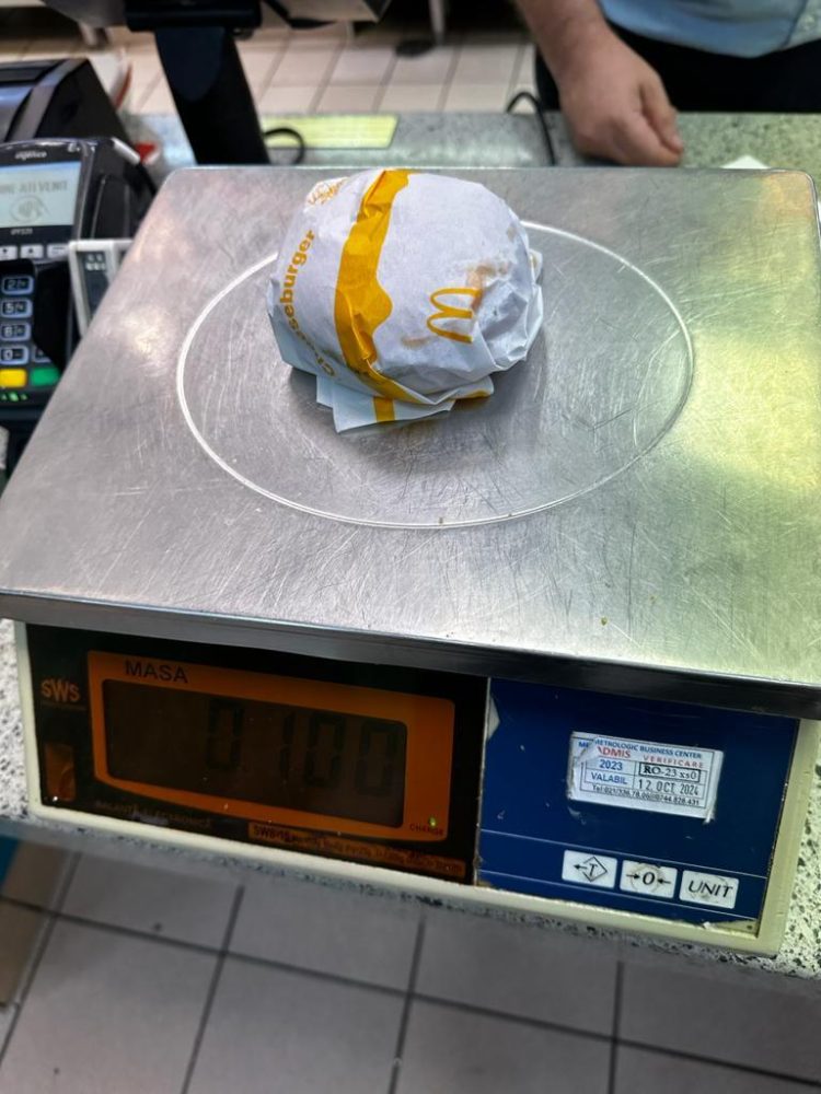 Restaurantul McDonald’s din Gara de Nord a fost închis temporar de ANPC şi amendat cu 50.000 de lei