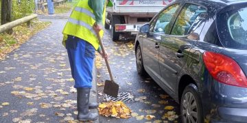 Rețelele de apă și canalizare se întrețin prin operațiuni de revizii tehnice, de spălare și de curățare