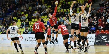 Fetele de la Minaur au pierdut la limită meciul împotriva SCM Râmnicu Vâlcea