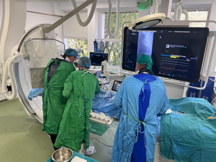 Încă două cazuri de reparare endovasculară realizate la Spitalul Judeţean de Urgenţă Baia Mare