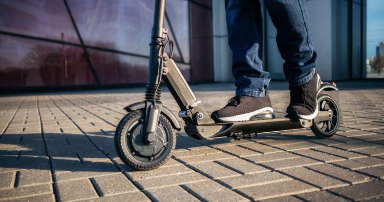 Proiect de lege. RCA obligatoriu pentru biciclete și trotinete electrice