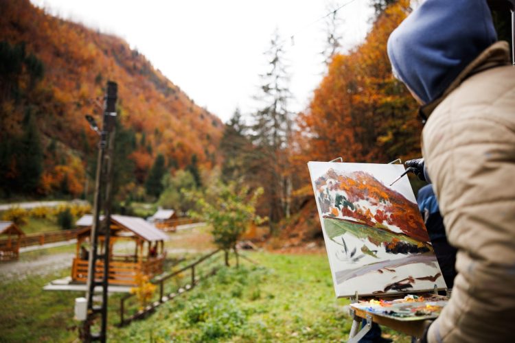 Repedea găzduiește Tabăra Internațională de creație „FotoArt”
