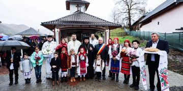 Binecuvântarea capelei mortuare și Sfânta Liturghie Arhierească la Parohia Ortodoxă Rohia