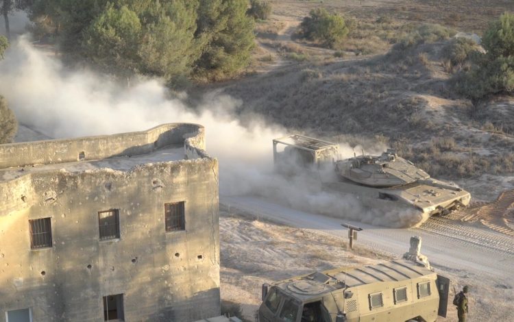 Un israelian ai cărui părinți au fost uciși de Hamas nu vrea răzbunare, ci pace: Să oprim spirala sângeroasă