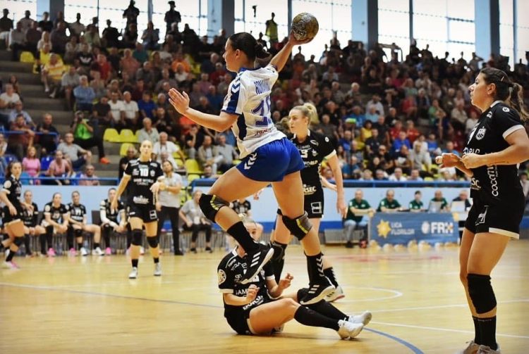 Handbal. Patru fete și antrenoarea de la CS Minaur Baia Mare tineret convocate la lotul național