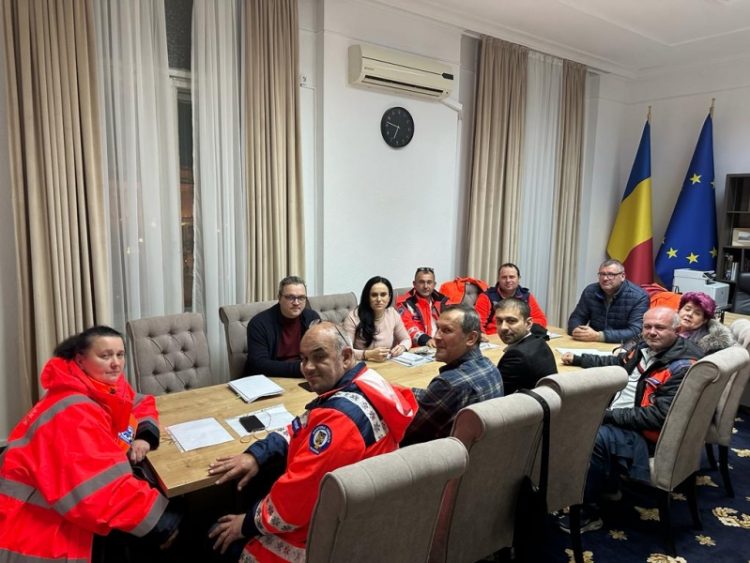 Ciolacu i-a convins să renunțe la protest – Sindicaliștii de la Ambulanță ies din greva foamei