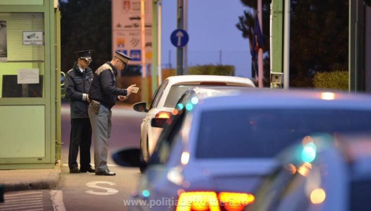 Peste 200.000 de persoane au intrat vineri în România