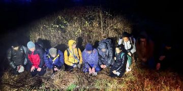 12 cetăţeni din Nepal, opriți din drumul ilegal spre Spațiul Schengen