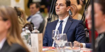 Să nu vă mirați că DNA a venit la Aeroportul Maramureș!  Sigur va sta mai mult prin zonă!