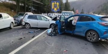 Accident mortal pe Autostrada Soarelui: Un șofer de 19 a intrat cu mașina într-o autoutilitară