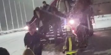 Coșmarul românilor rămași blocați pe aeroportul din Munchen. Unii au dormit pe jos, iar alții pe banda pentru bagaje