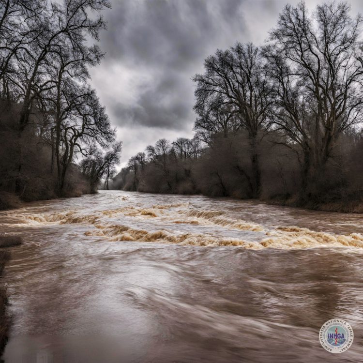Cod portocaliu şi cod galben de inundaţii în Maramureş