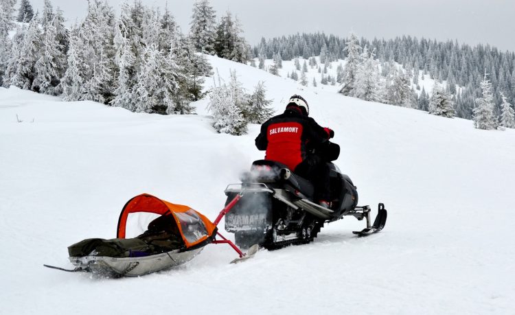 Zi de foc pentru salvamontiştii din întreagă ţară: 43 de apeluri pentru intervenţii de urgenţă, 46 de persoane salvate. În Maramureş au fost cinci apeluri
