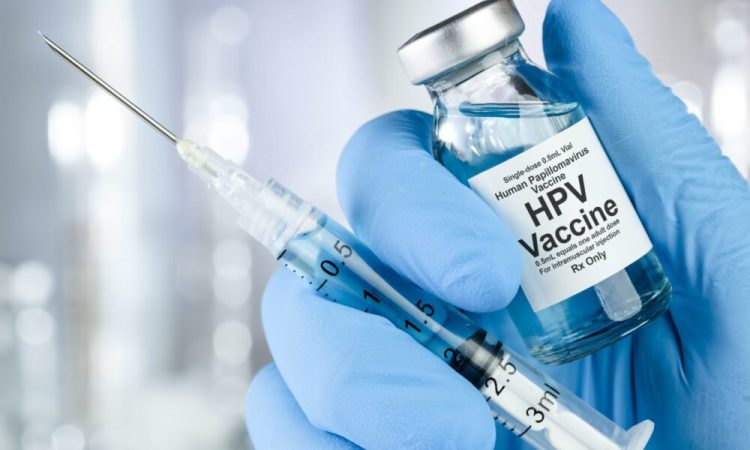 Femeile între 19 și 45 de ani vor putea cumpăra vaccinul HPV la jumătate de preț