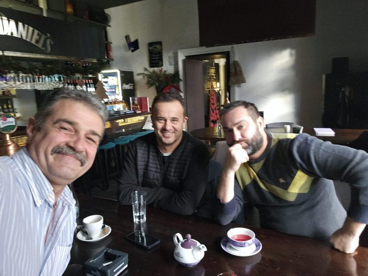 Pentru necunoscători…