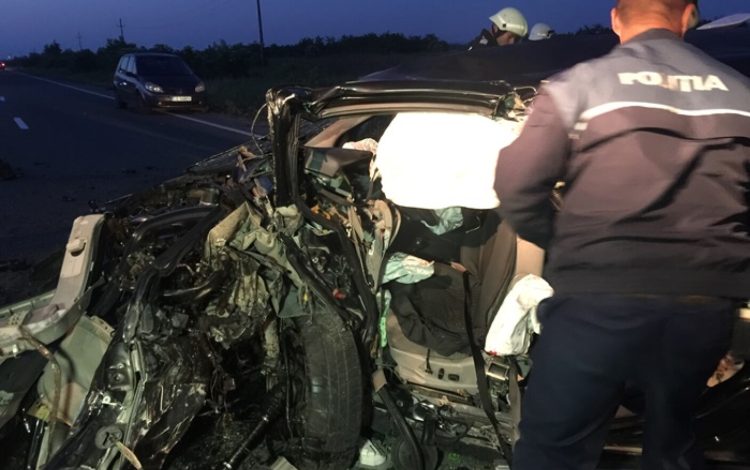 Seara accidentelor feroviare. Două persoane au murit după ce au fost spulberate de tren