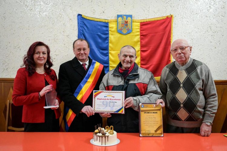 Nicolae Filip-90 de ani de viață și o viață în slujba învățământului vișeuan
