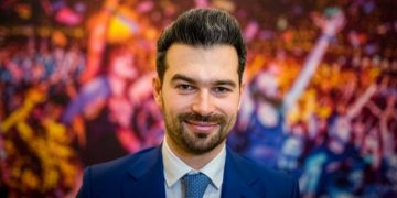 Patronul Untold, acuzat de agresiune sexuală. Doi tineri au depus plângere