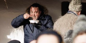 Trepădușii la putere! Sug banul public și fac jocurile politrucilor