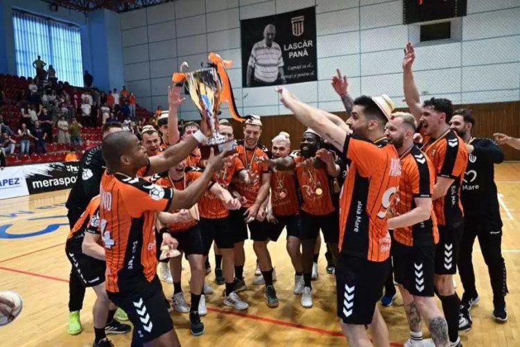 Deputatul BOTA: AUDIT: la Minaur – da, la primărie – ba!