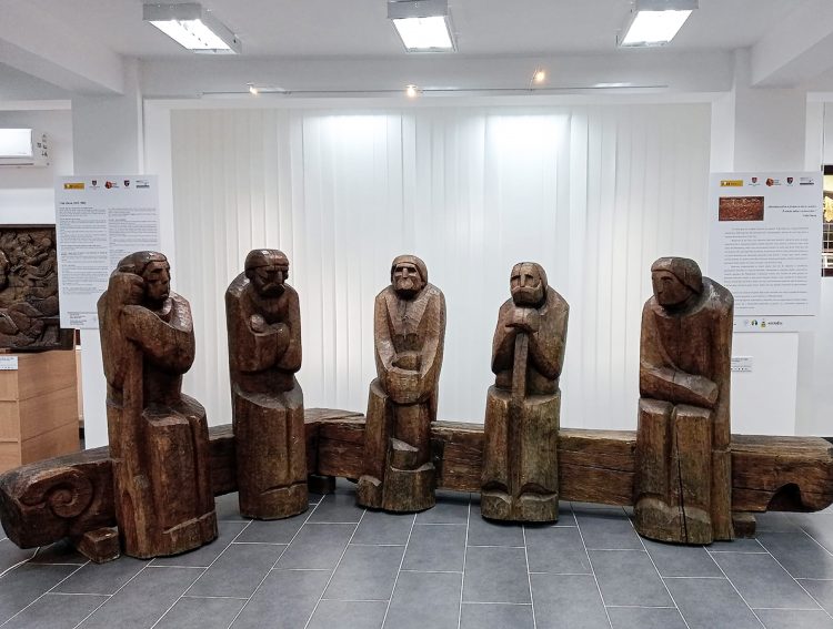 Expoziția itinerantă de pictură si sculptură „Centrul Artistic Baia Mare în forme, culori şi tradiţii”, de la Timişoara, se prelungeşte
