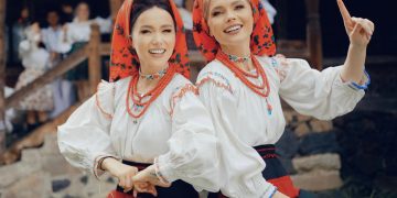 INTERVIU – Suzana și Daciana VLAD: „Maramureșul este definitoriu pentru drumul pe care l-am ales”