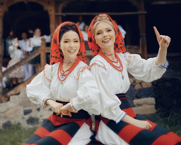 INTERVIU – Suzana și Daciana VLAD: „Maramureșul este definitoriu pentru drumul pe care l-am ales”