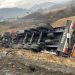 Încă o tragedie pe şosea. Doi bărbaţi au murit după ce duba în care se aflau a intrat pe contrasens şi s-a izbit de un TIR