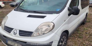 Mașină căutată de autoritățile franceze, oprită la frontieră