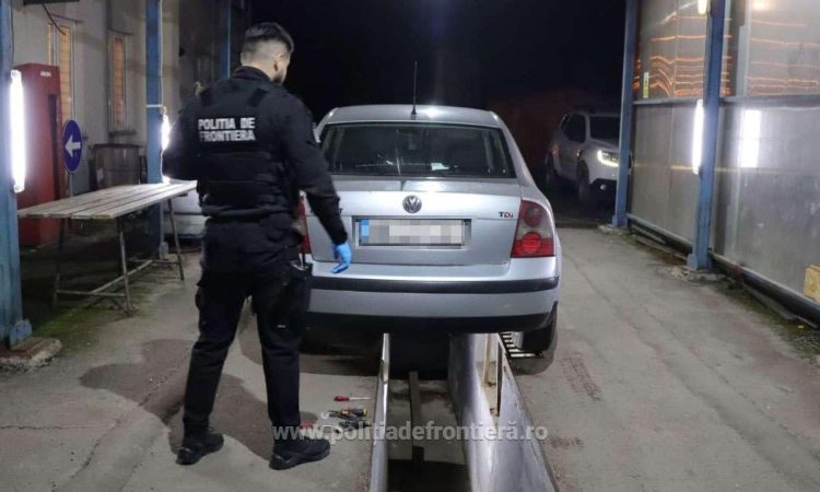 Maramureșean depistat la Onceşti cu 581 de pachete cu ţigări de contrabandă