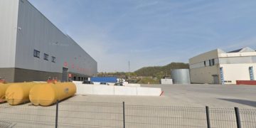 Moarte cumplită pentru un șofer de TIR român în parcarea firmei din Belgia pentru care lucra